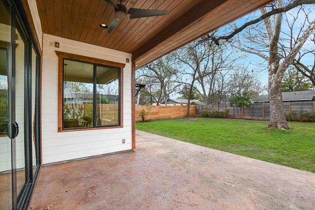 1210 Alguno RD, Austin, TX 78757