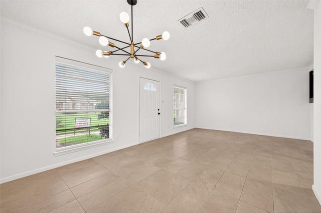 30 SW Windsor Court Court, Missouri City, TX 77459