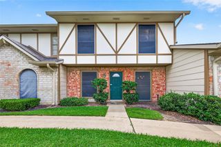 30 SW Windsor Court Court, Missouri City, TX 77459