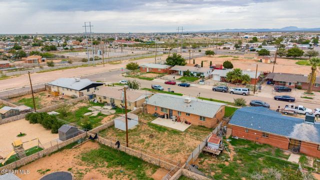10369 REDWOOD Street, El Paso, TX 79924