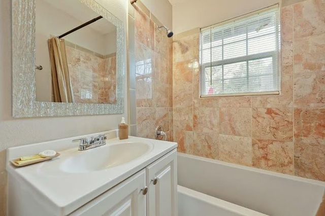 3731 Zephyr Street, Houston, TX 77021