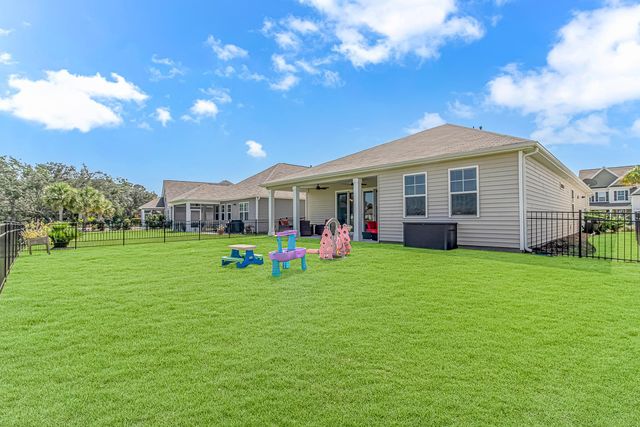 498 McAlister Dr., Little River, SC 29566