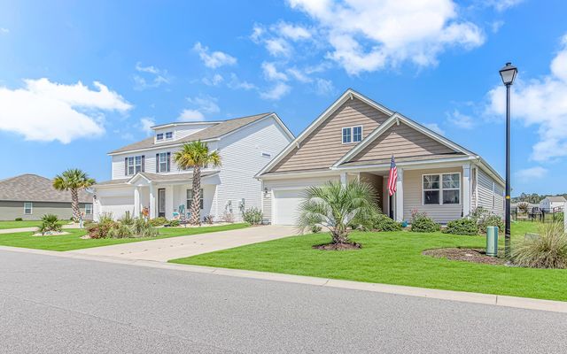 498 McAlister Dr., Little River, SC 29566