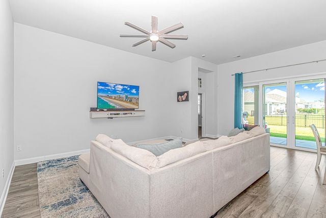 498 McAlister Dr., Little River, SC 29566