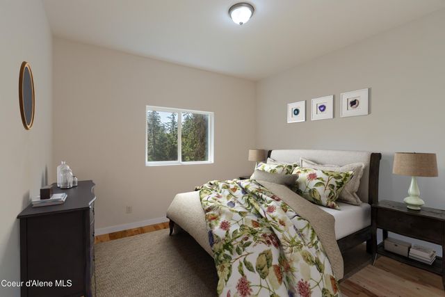 205 Ullr Dr, Sandpoint, ID 83864