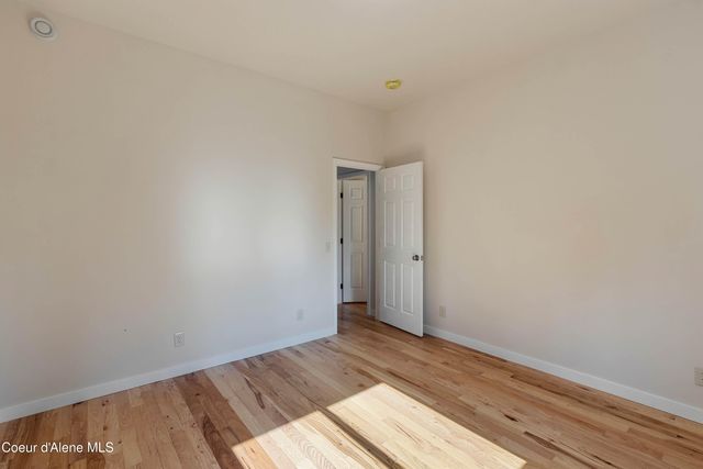 205 Ullr Dr, Sandpoint, ID 83864