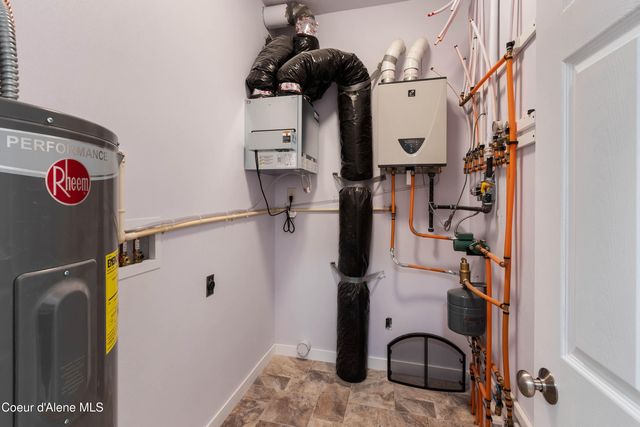 205 Ullr Dr, Sandpoint, ID 83864