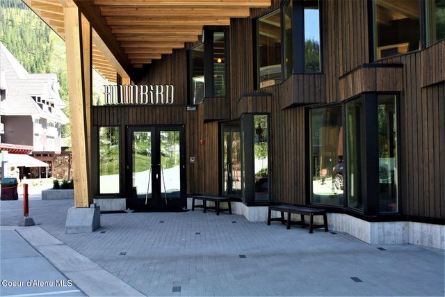 205 Ullr Dr, Sandpoint, ID 83864