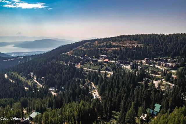 205 Ullr Dr, Sandpoint, ID 83864