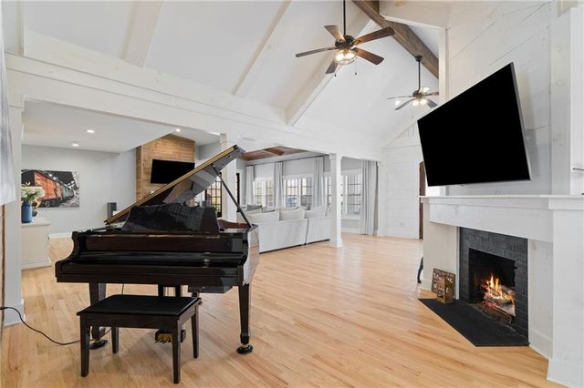 6044 Wade Orr Road, Flowery Branch, GA 30542