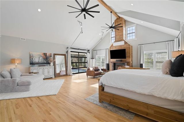 6044 Wade Orr Road, Flowery Branch, GA 30542