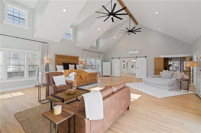 6044 Wade Orr Road, Flowery Branch, GA 30542