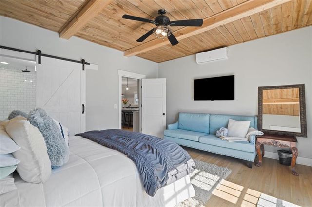 6044 Wade Orr Road, Flowery Branch, GA 30542