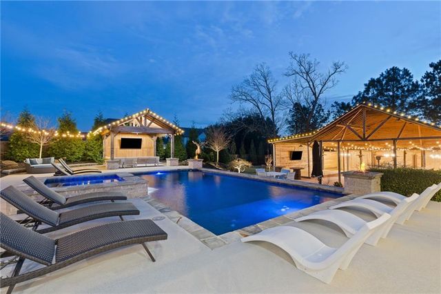 6044 Wade Orr Road, Flowery Branch, GA 30542