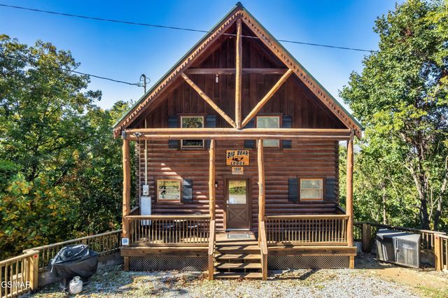 10581060 Pinecrest Way, Sevierville, TN 37862