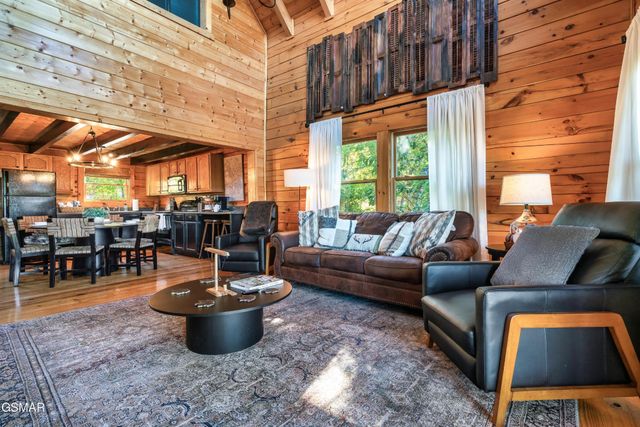 10581060 Pinecrest Way, Sevierville, TN 37862