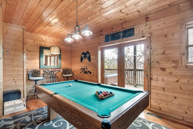 10581060 Pinecrest Way, Sevierville, TN 37862
