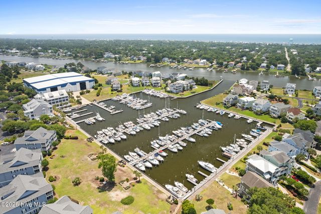 3352 Sandy Bay Circle, Southport, NC 28461