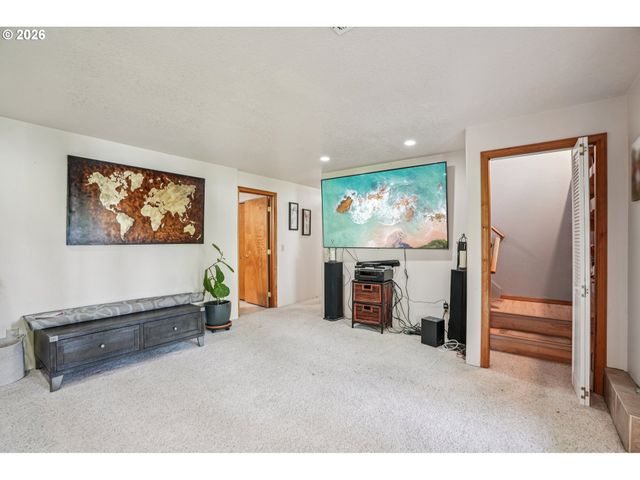 128 N 31ST Ave, Cornelius, OR 97113