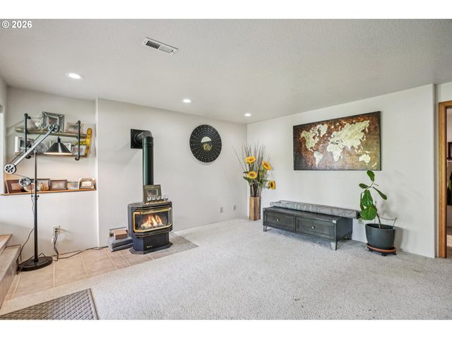 128 N 31ST Ave, Cornelius, OR 97113