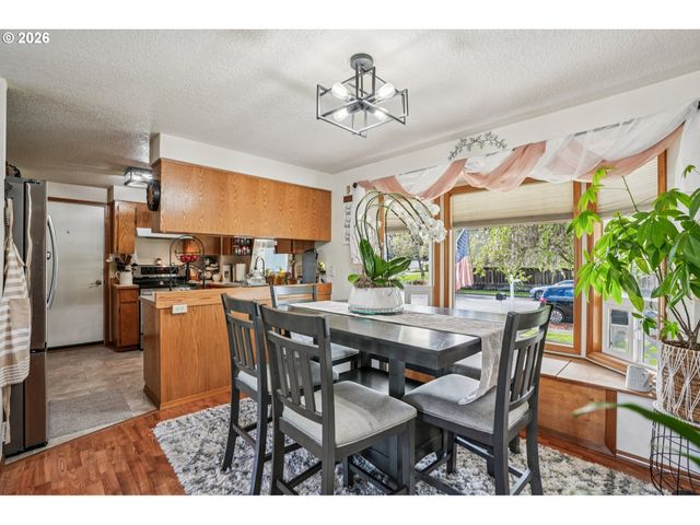 128 N 31ST Ave, Cornelius, OR 97113