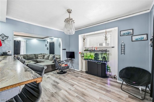 475 Homewood Avenue SE, Warren, OH 44483