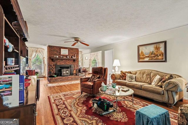 5256 Alexanders Lake Road SW, Stockbridge, GA 30281