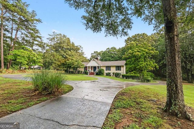5256 Alexanders Lake Road SW, Stockbridge, GA 30281