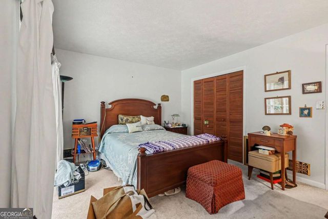 5256 Alexanders Lake Road SW, Stockbridge, GA 30281