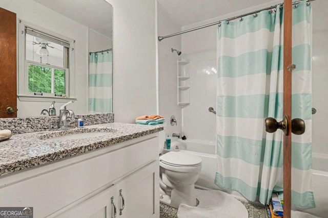 5256 Alexanders Lake Road SW, Stockbridge, GA 30281