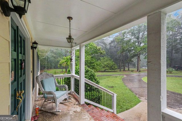 5256 Alexanders Lake Road SW, Stockbridge, GA 30281