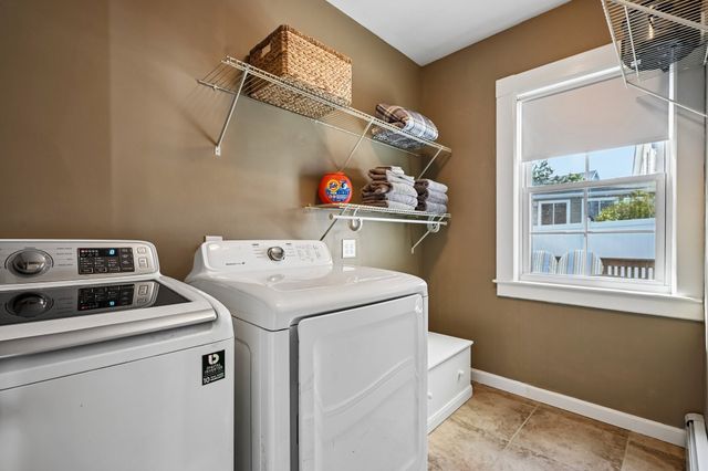 18 Highland Ave, Chelmsford, MA 01863
