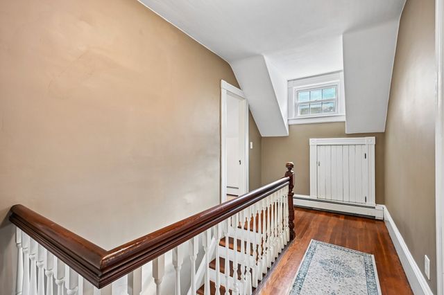 18 Highland Ave, Chelmsford, MA 01863
