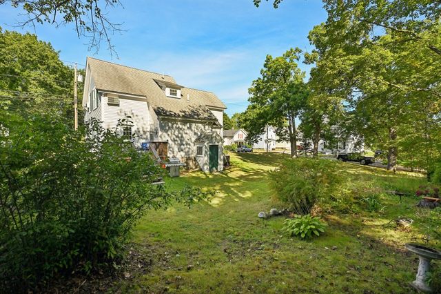 18 Highland Ave, Chelmsford, MA 01863