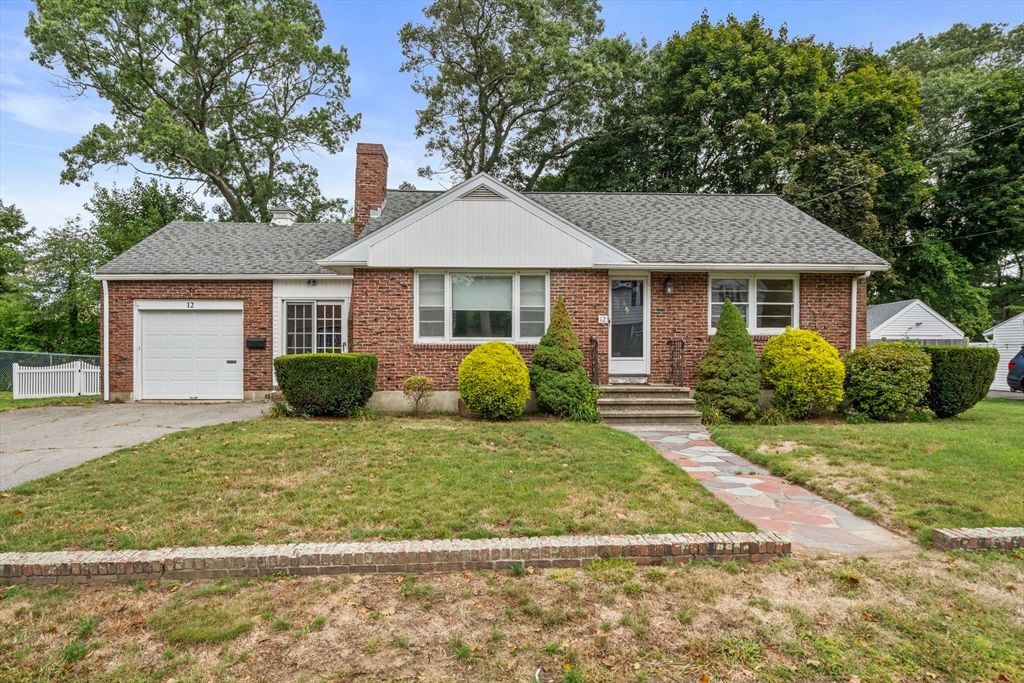 12 Ballard St, Randolph, MA 02368