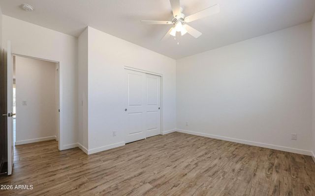 812 E IRVINE Road, Phoenix, AZ 85086