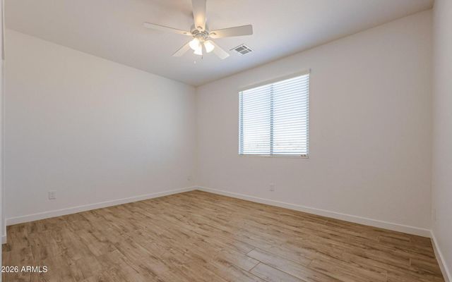 812 E IRVINE Road, Phoenix, AZ 85086