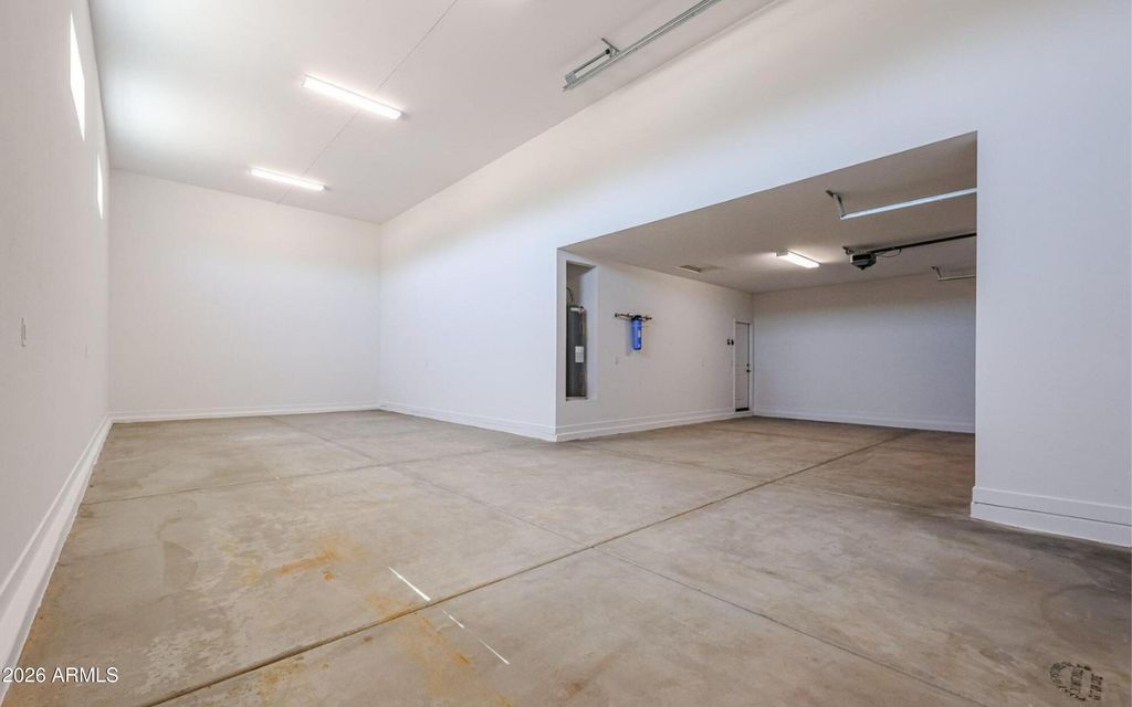 812 E IRVINE Road, Phoenix, AZ 85086 — photo 4