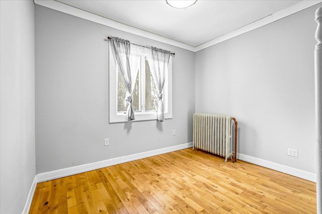 829 Lawson Avenue E, Saint Paul, MN 55106