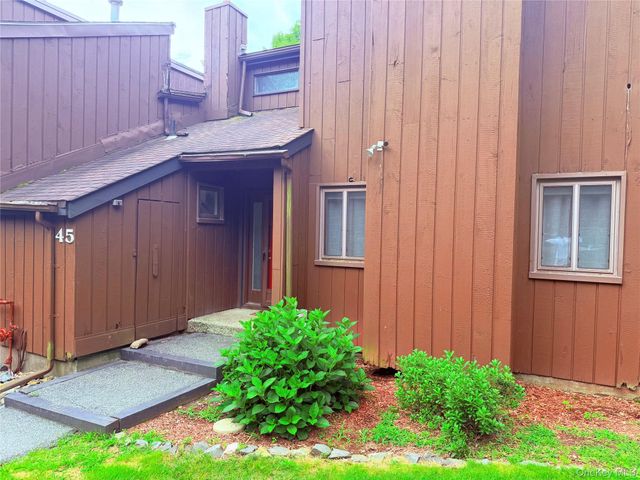 45 Redwood Drive, Highland Mills, NY 10930