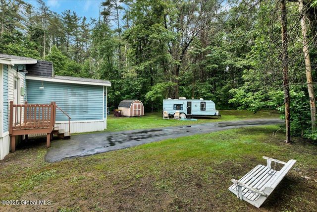 1073 Middleline Road, Ballston Spa, NY 12020