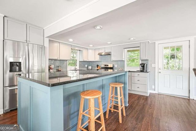 725 Washington Avenue NE, Marietta, GA 30060