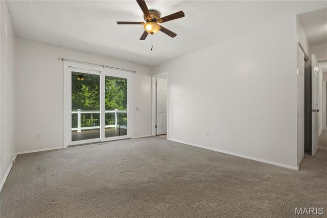 1621 Long Leaf Circle, St Louis, MO 63146