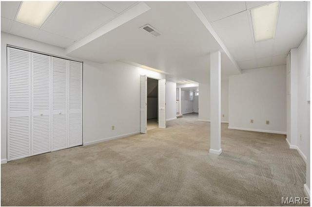 1621 Long Leaf Circle, St Louis, MO 63146
