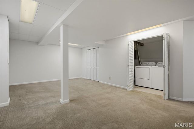1621 Long Leaf Circle, St Louis, MO 63146