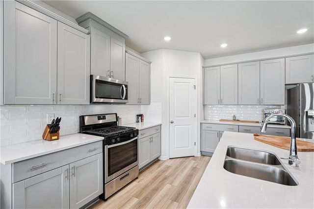 401 MURPHY Avenue, Canton, GA 30114