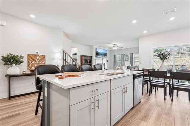 401 MURPHY Avenue, Canton, GA 30114