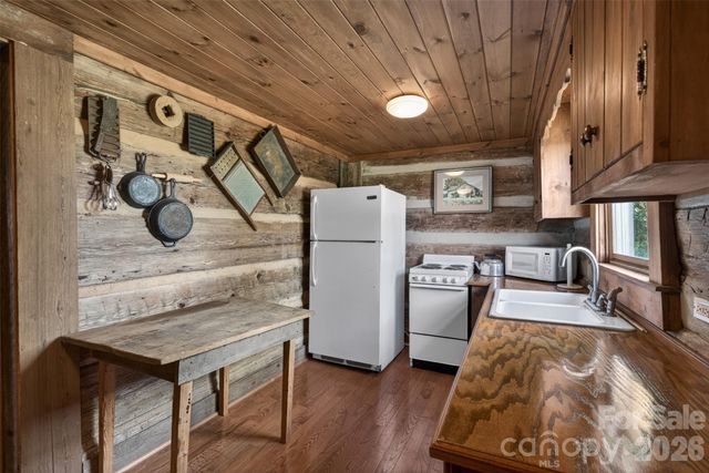 485 Frog Creek Road, Union Mills, NC 28167