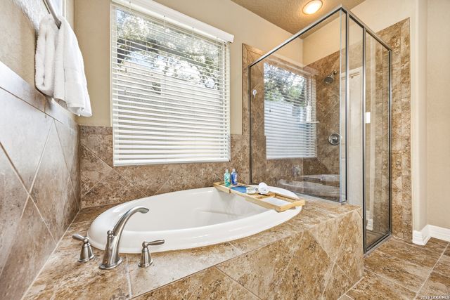 28807 Sopris Ln, San Antonio, TX 78260