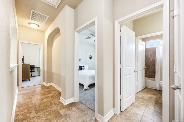 28807 Sopris Ln, San Antonio, TX 78260